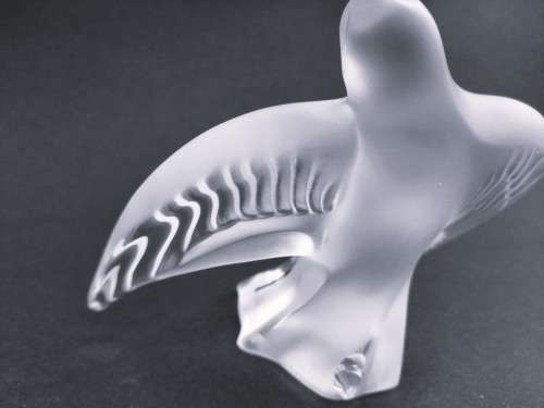 Vintage Lalique France Sculpture Martinet Siffleur - Motif Swallow Chirping