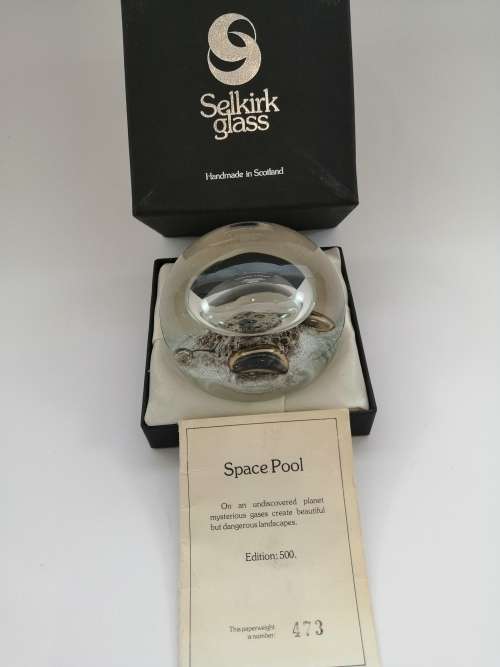 Limited Edition 67/500 Selkirk Glass SPACE POOL Paperweight 1979 Scotland P. Holmes