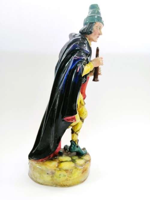 Royal Doulton The Pied Piper England Figurine HN 2102 Earlier version