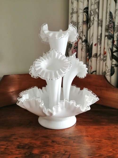 Rare vintage Fenton milk glass Silver Crest four horn epergne Centerpiece