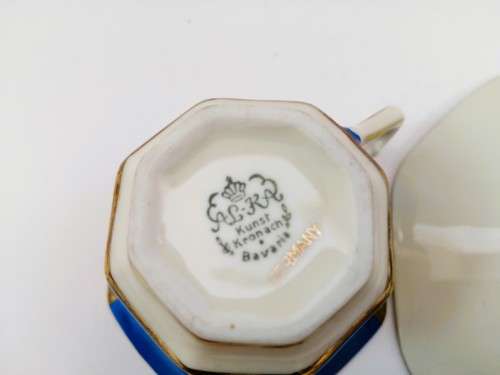 ALKA KUNST KRONACH BAVARIA GERMANY 1950S BLUE AND GOLD DEMITASSE TEACUP AND SAUCER