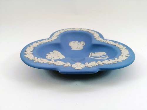 Vintage Wedgwood Jasper Blue Clover Dish  #