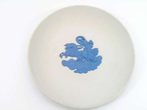 Wedgwood White Jasper with Blue Round Plate