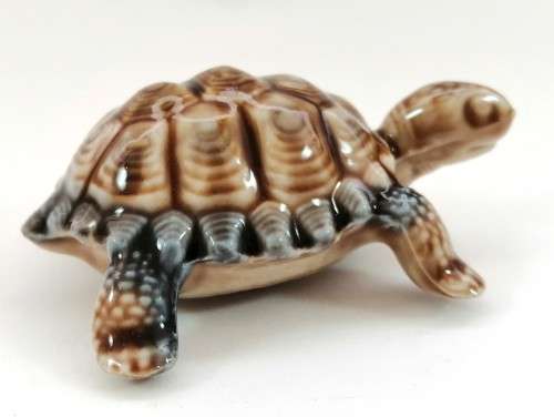 Wade pottery MADE IN England tortoise turtle