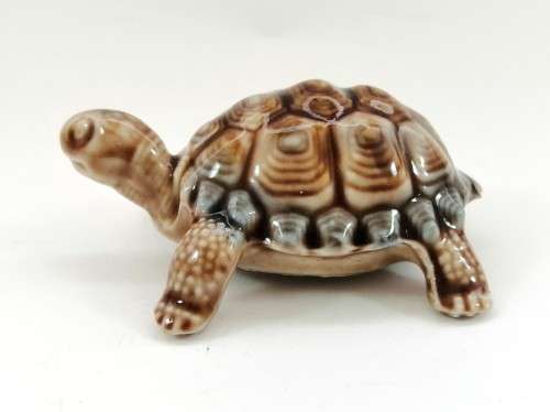 Wade pottery MADE IN England tortoise turtle