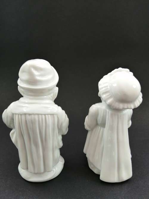 Fabulous Capodimonte Ginori blanc-de-chine `Mansion House Dwarf figurines