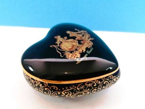 Limoges France La Reine Castel Cobalt Blue and 22k Gold Trinket box