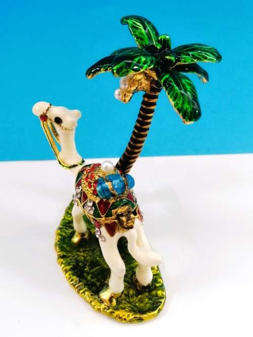WONDERFUL ARABIC TRINKET BOX OF A ENAMELED JEWELED CAMEL AND PALM TREE
