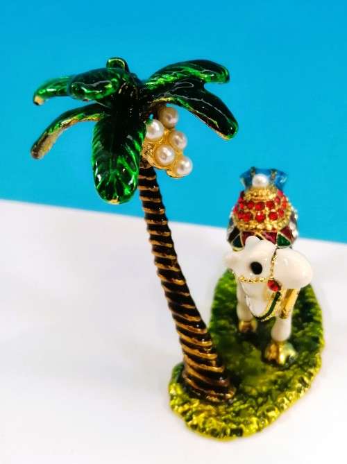 WONDERFUL ARABIC TRINKET BOX OF A ENAMELED JEWELED CAMEL AND PALM TREE