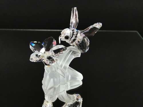Swarovski Bumblebee-Frosted Base - In The Secret Garden