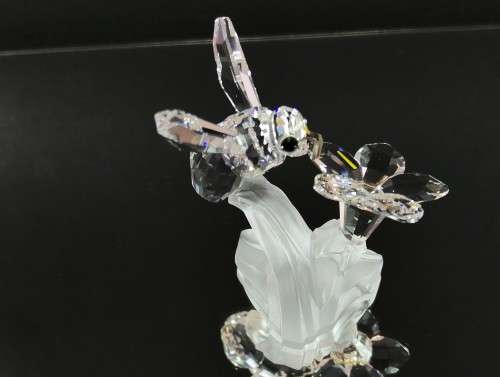 Swarovski Bumblebee-Frosted Base - In The Secret Garden