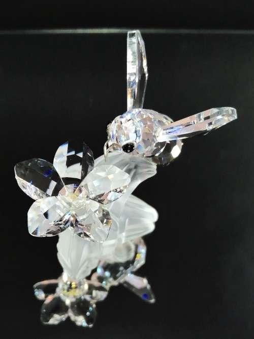 Swarovski Bumblebee-Frosted Base - In The Secret Garden