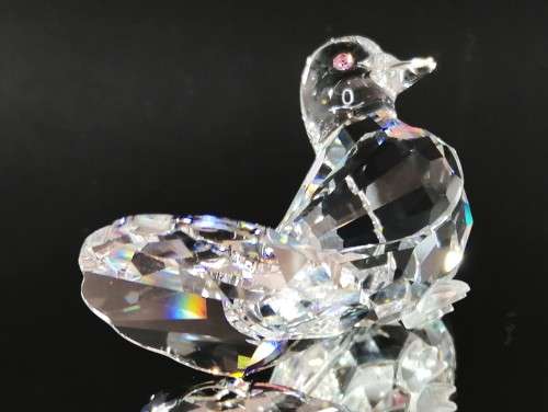 Swarovski Crystal Retired Dove Feathered Friends