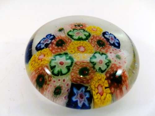 Stunning art glass paperweight MILLEFIORE