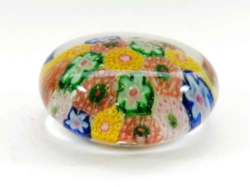 Stunning art glass paperweight MILLEFIORE