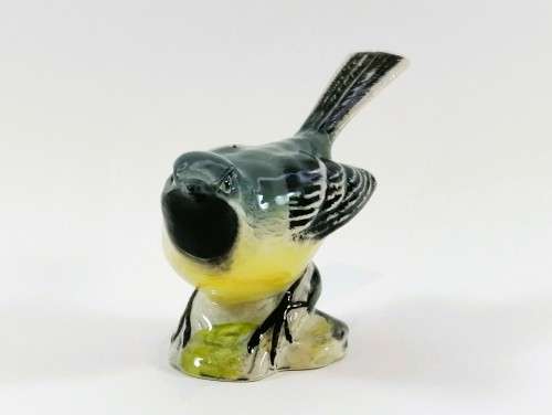 Beswick Grey Wagtail Garden Bird Model 1041