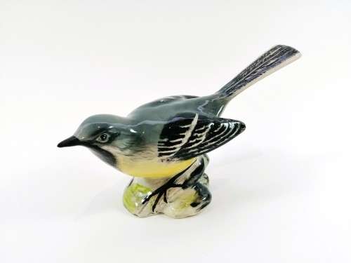 Beswick Grey Wagtail Garden Bird Model 1041