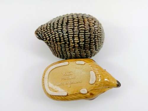 Wade Large Lidded Hedgehog trinket Box
