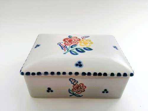 Poole Pottery Hand Painted Trinket Box 1959-1967