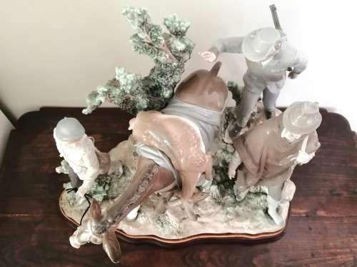 HUGE Magnificent LLADRO FIGURE GROUP, SUCCESSFUL HUNT, BIG GAME