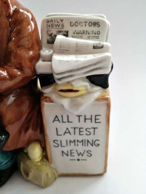 Royal Doulton  Stop Press  HN 2683