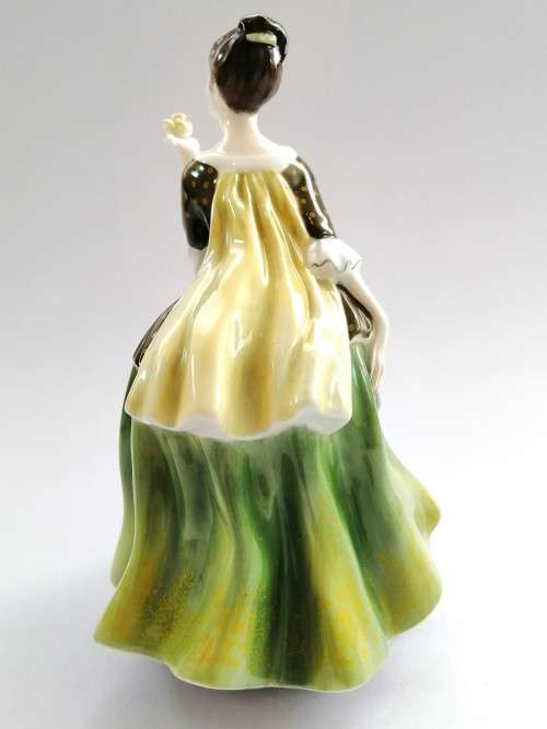 Royal Doulton Figurine Fleur HN 2368