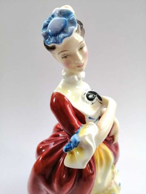 Masquerade HN2259  Royal Doulton Figurine