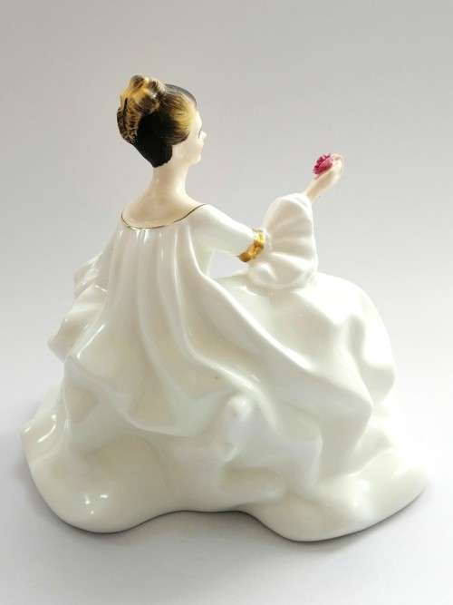 Royal Doulton Bone China Figurine My Love 1965 HN2339