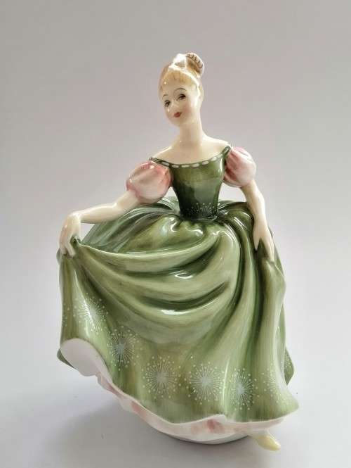 Royal Doulton England Bone China Figurine Michele HN 2234 1966