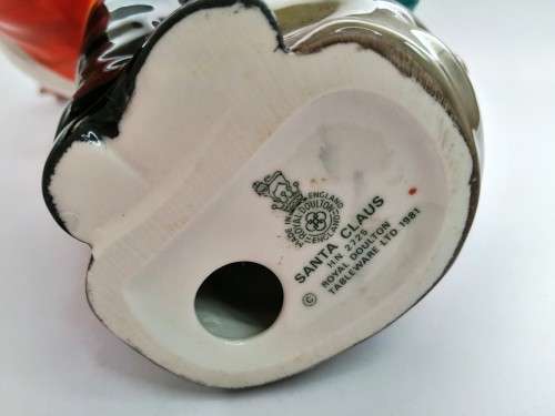 Royal Doulton Christmas Santa Claus HN2725