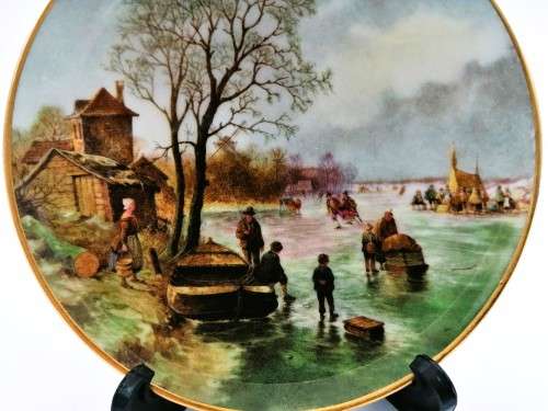 Coalport Miniature Plate No 25