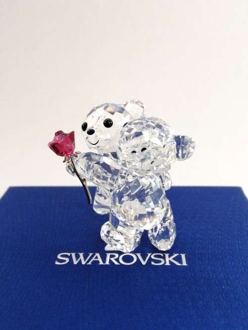 Swarovski 1077419 Kris Bear A Rose for you Kris Bear Boy Offering Flower to Girl