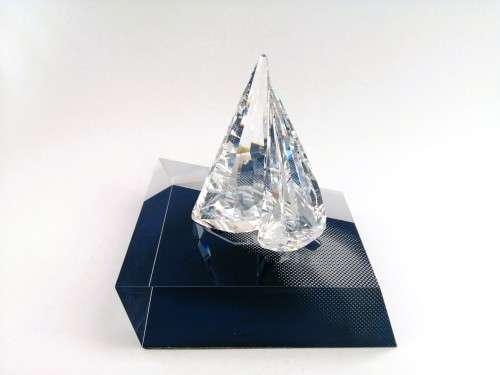 Swarovski Sailing Boat Legend 619436 Plus Display Stand Boxed Retired