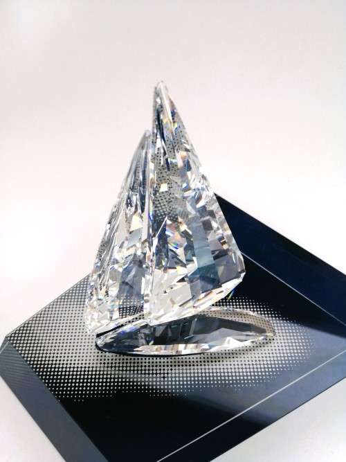 Swarovski Sailing Boat Legend 619436 Plus Display Stand Boxed Retired