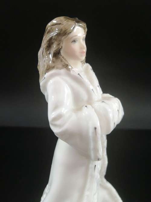 Royal Doulton Christmas Day HN3488