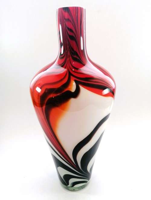 Mid-centry Krosna Josefina? Art glass vibrant orange and red vase