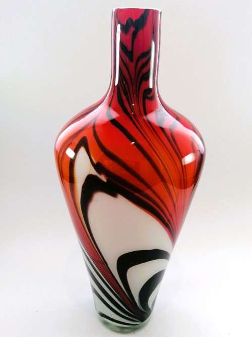 Mid-centry Krosna Josefina? Art glass vibrant orange and red vase