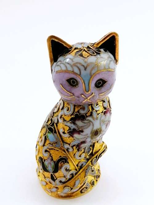 Cute vintage blue colour Cloisonne brass enameled cat. Vintage Cloisonné cat figurine.