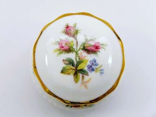 Royal Albert Moss Rose vintage Porcelain Bird Trinket Box