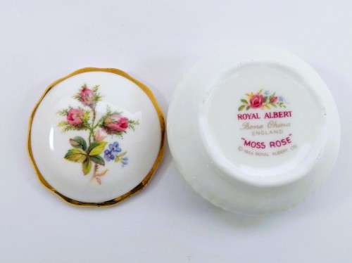 Royal Albert Moss Rose vintage Porcelain Bird Trinket Box
