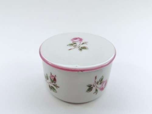 Richard Ginori Italy Round Porcelain Lidded Trinket Box