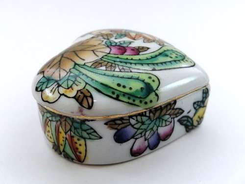 Vintage Heart shape hand Painted  Porcelain Trinket Box.