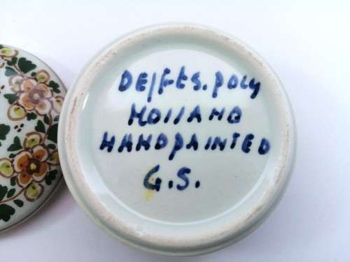 Delft Holland Poly Floral Round Covered Trinket or Candy Box Hand Painted