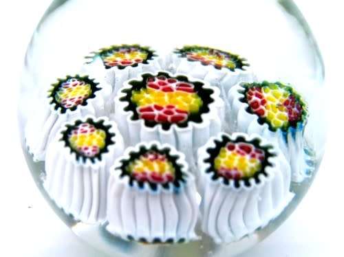 Stunning Murano art glass paperweight MILLEFIORE