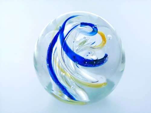 Stunning large glass paperweight