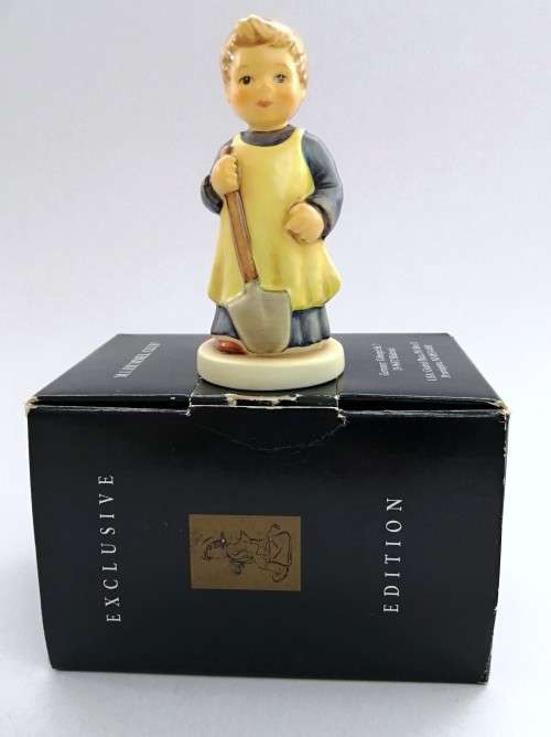 Goebel Hummel Figurine, Garden Treasures