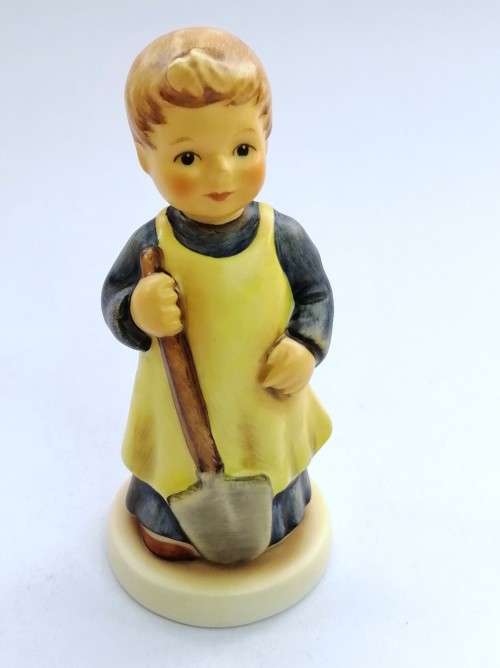 Goebel Hummel Figurine, Garden Treasures