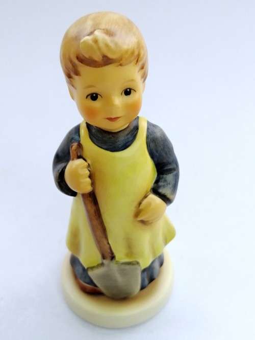Goebel Hummel Figurine, Garden Treasures