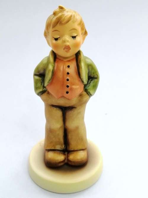 Goebel Hummel Figurine, Steadfast Soprano Boy Singing