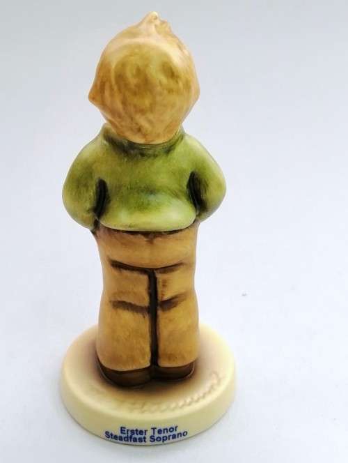 Goebel Hummel Figurine, Steadfast Soprano Boy Singing